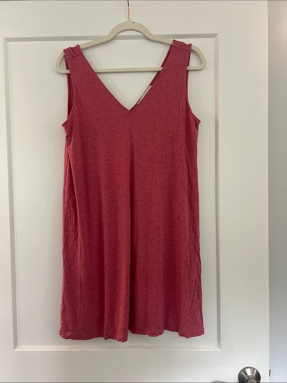 LOFT Sleeveless V-Neck Shift Dress in Rose